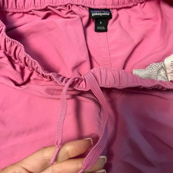 ❌ SOLD ❌ patagonia • THREE pairs of baggies - Picture 9 of 9